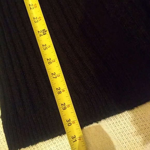 🆕NWT 🌹 Rose Embroidered Knit Black Cardigan - Picture 5 of 8